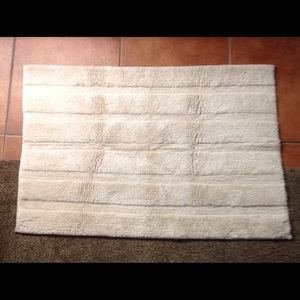 Off-White, 100% Cotton Plush Rug, 27-1/2"x40-1/4"